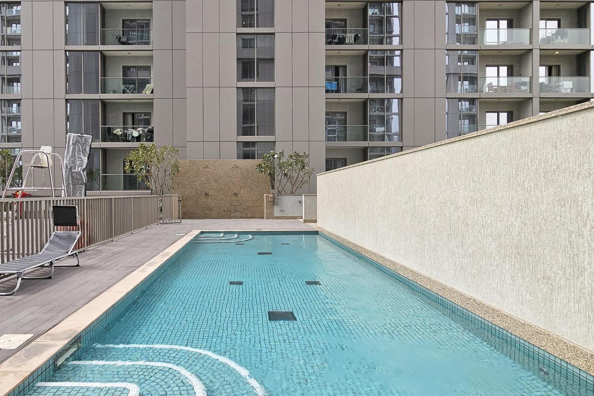 Incredible 1 Bedroom That Sleeps 2 In Sobha Creek Vistas * Dubai